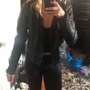 Super cute leather jacket